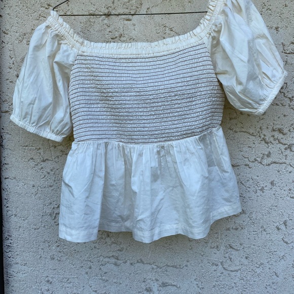 Off the shoulder Old Navy Size large cream and brown smocked puff sleeve top - Picture 2 of 6